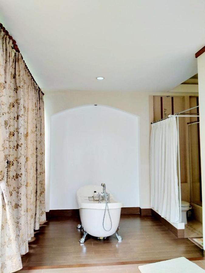 Villa Gathering Yuni Syahla Citaringgul Dış mekan fotoğraf