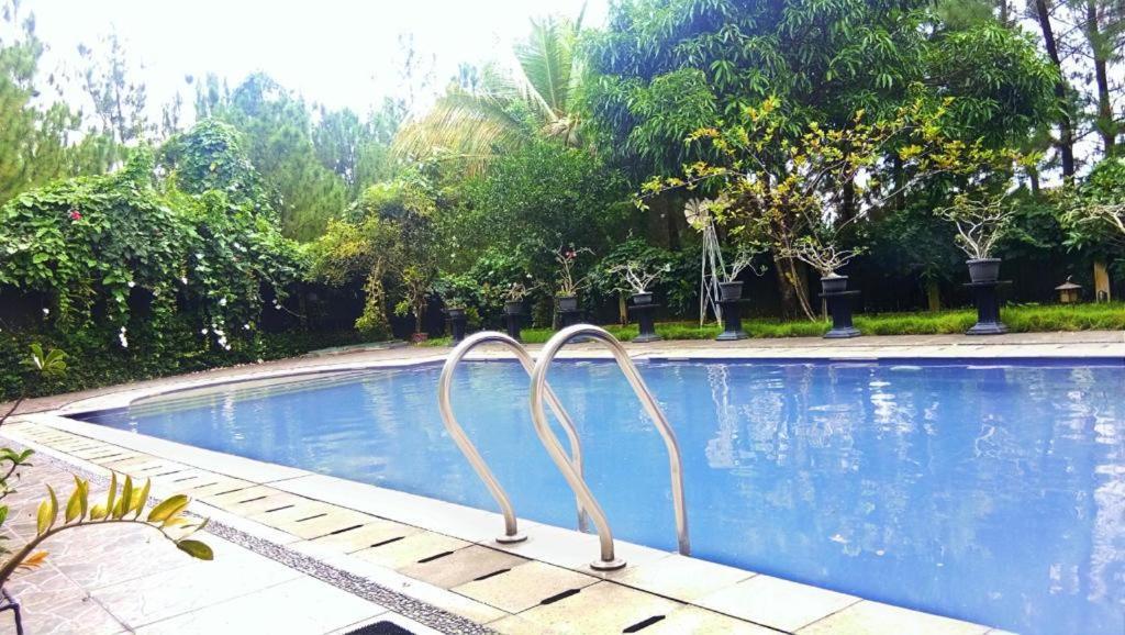 Villa Gathering Yuni Syahla Citaringgul Dış mekan fotoğraf