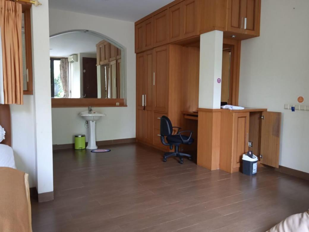 Villa Gathering Yuni Syahla Citaringgul Dış mekan fotoğraf