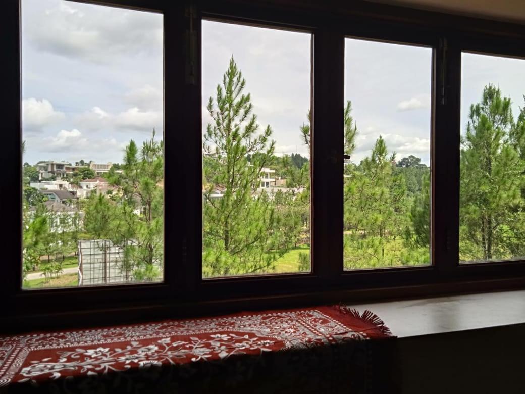 Villa Gathering Yuni Syahla Citaringgul Dış mekan fotoğraf