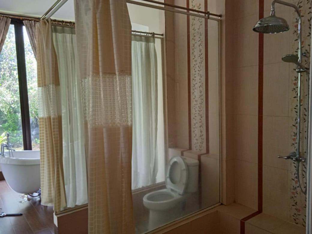 Villa Gathering Yuni Syahla Citaringgul Dış mekan fotoğraf