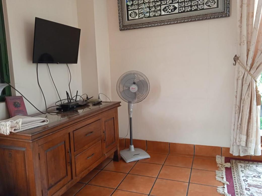 Villa Gathering Yuni Syahla Citaringgul Dış mekan fotoğraf